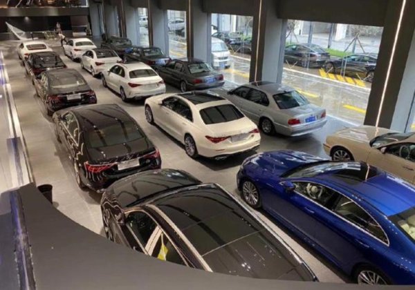 金多多策略 40万元以上燃油车销量王：姜还是老的辣，今年累计销量已破10万台